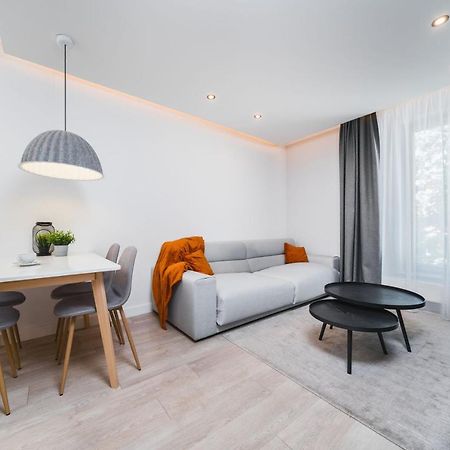 Sarah Apartments Old Town Краков Экстерьер фото
