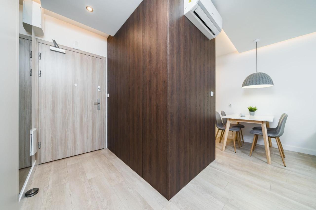 Sarah Apartments Old Town Краков Экстерьер фото
