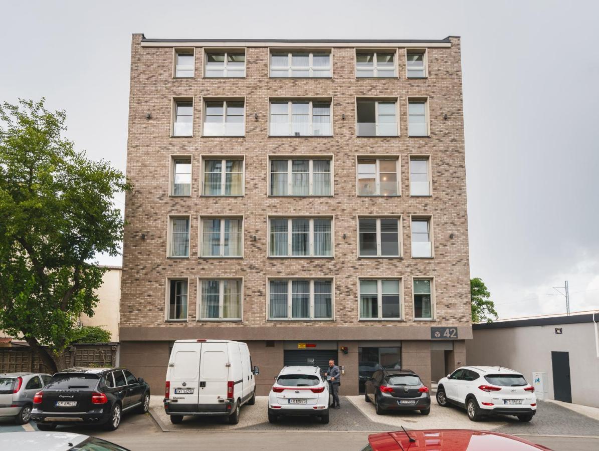 Sarah Apartments Old Town Краков Экстерьер фото